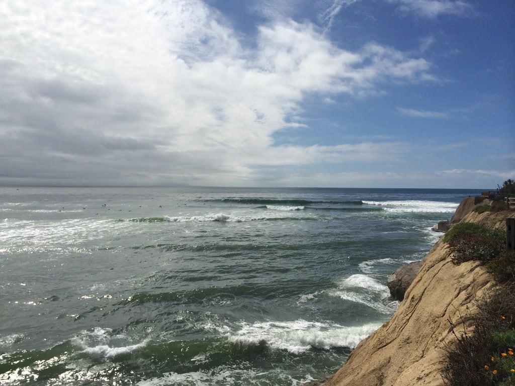 399 Metre uzunluğunda plaj görüntü. surfing california pleasurepoint santacruz surfspot