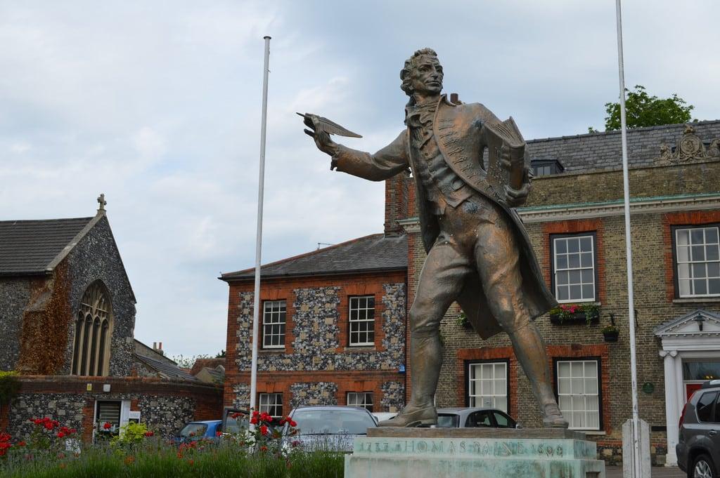 Thomas Paine görüntü. thetford norfolk thomaspaine statue