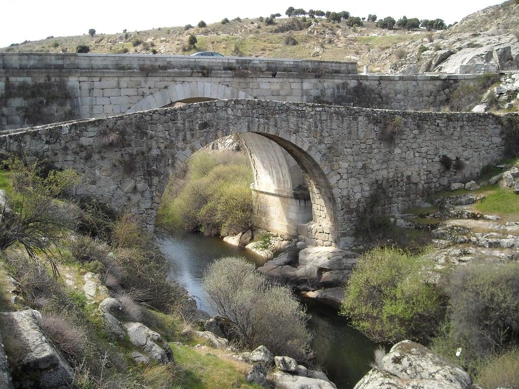 Puente del Grajal görüntü. madrid bridge españa rio puente spain medieval middle viejo ages manzanares colmenar grajal