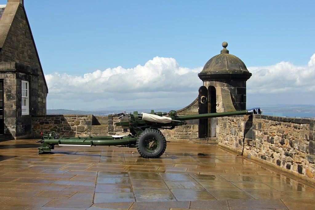 Gambar dari One O'Clock Gun. edinborough edinburgh schottland scotland xsc