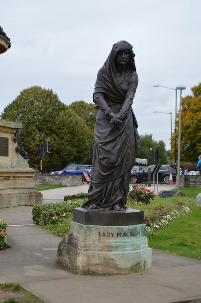 Bild av Gower Memorial. stratforduponavon warwickshire ladymacbeth shakespeare gowermemorial