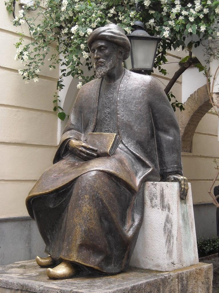 Monumento a Maimónides képe. españa spain andalucia cordoba statua cordova spagna judería maimonides