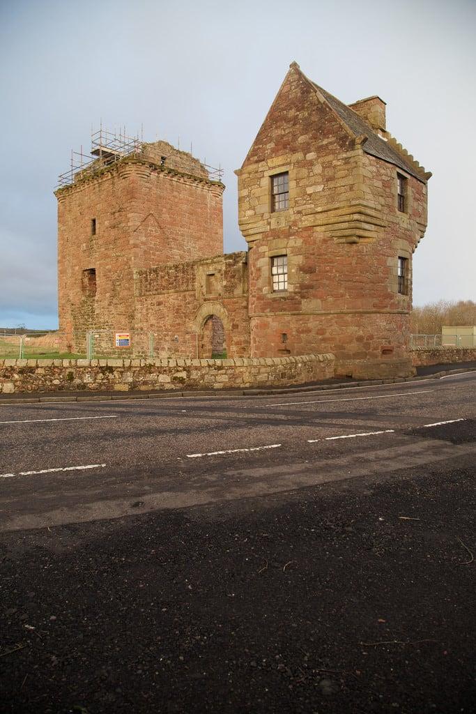 Burleigh Castle képe. burleighcastle castle burleigh towerhouse scheduledmonument scheduled historicscotland kinrossshire scotland archhist itmpa tomparnell canon 6d canon6d lochleven lochlevenheritagetrail
