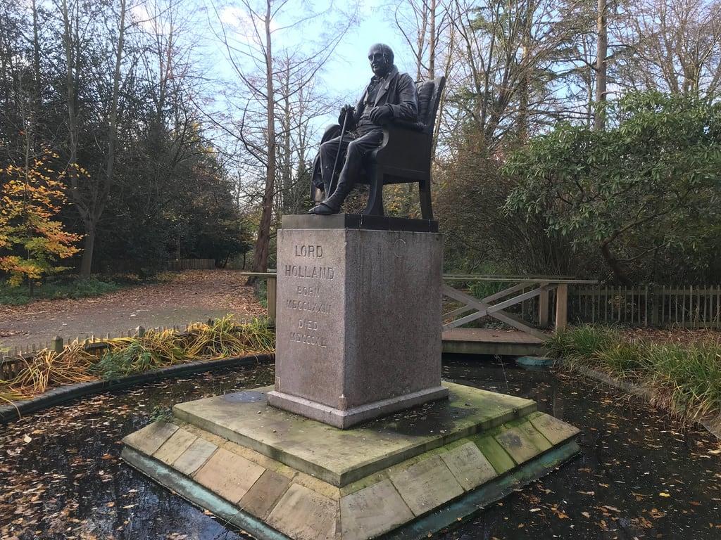 Image of Lord Holland. london hollandpark lordholland statue
