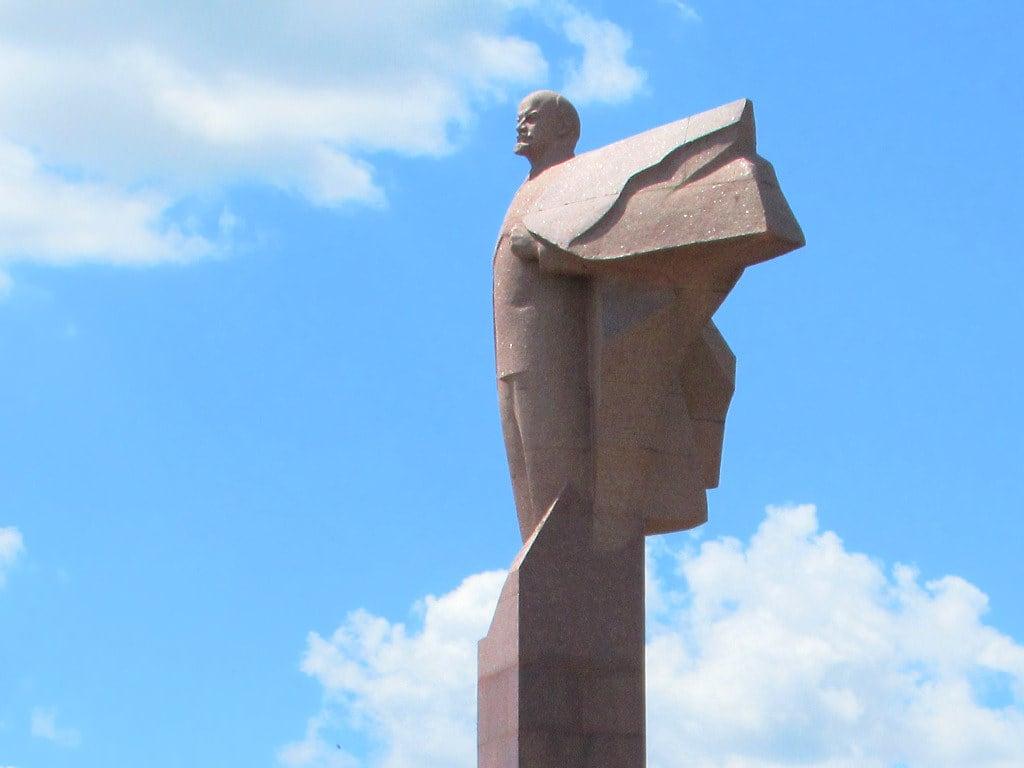 Monument to Lenin 的形象. lenin soviet tiraspol transnistria