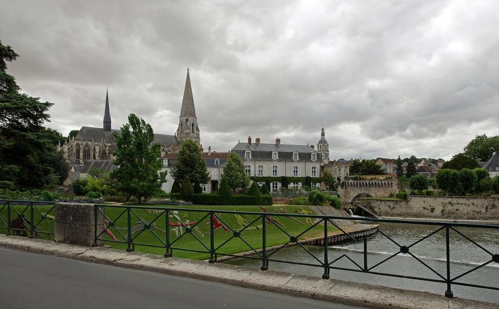 Изображение на Tour Saint-Martin. vendôme loiretcher france