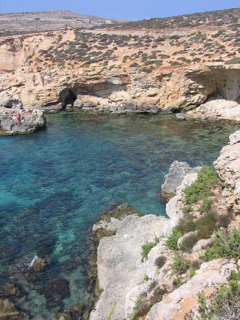 Hình ảnh của Daħlet Qorrot. geotagged island malta isla comino geo:lat=36046323 geo:lon=14327545