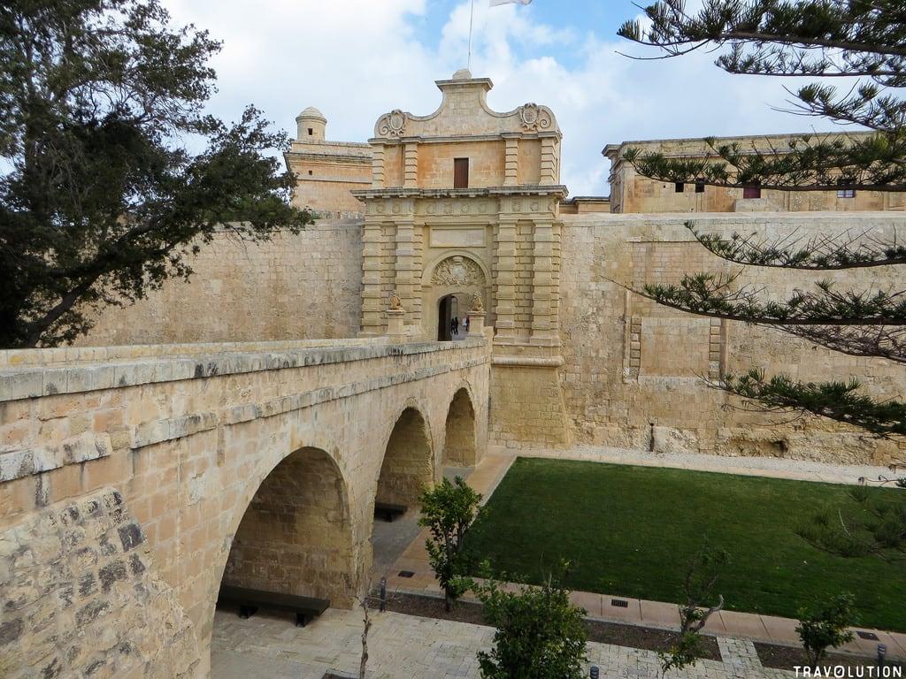 Mdina 의 이미지. mdina city gate malta fortress wall knights order historical holiday travel mediteranean sea
