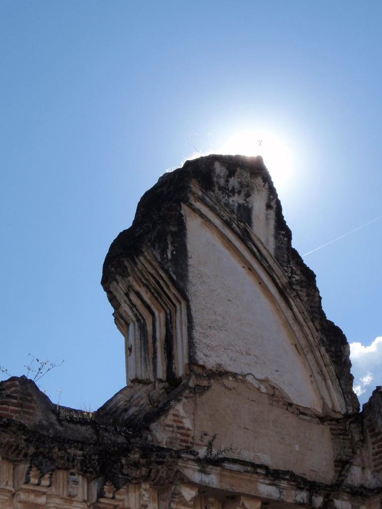 Image of La Recolección. church architecture ruins cathedral guatemala antigua backlit archeology convent centralamerica larecoleccion