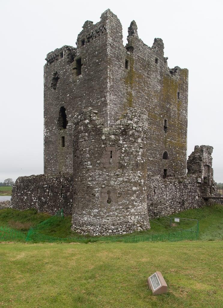 Threave Castle képe. threavecastle threave castle historicscotland 14thcentury 1369 tower ruin composite stitch stitched scheduledmonument kirkcudbrightshire dumfriesandgalloway scotland archhist itmpa tomparnell canon 6d canon6d