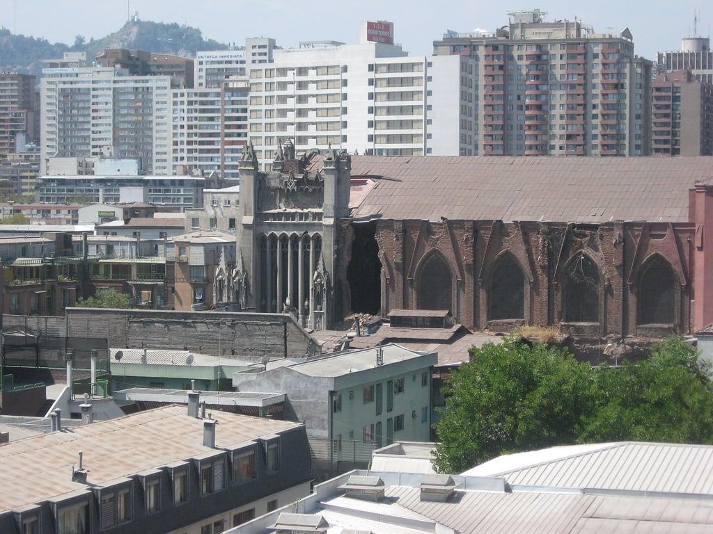 Attēls no Basílica del Salvador. chile santiago earthquake 2010 terremoto