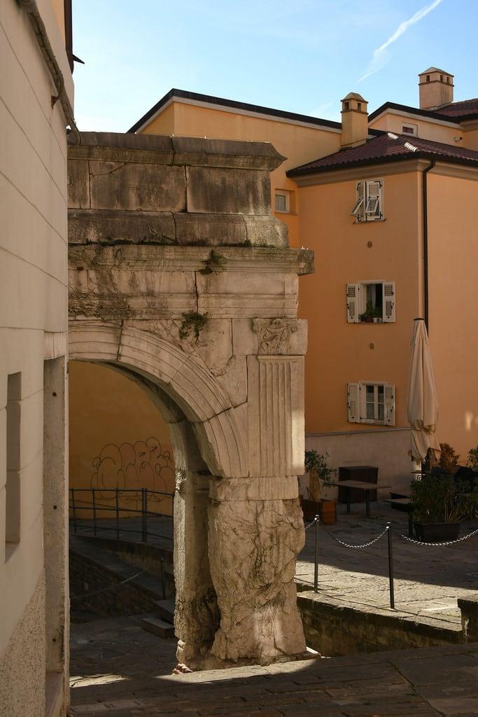 Arco di Riccardo の画像. italia italien italy triest trieste friuliveneziagiulia ita