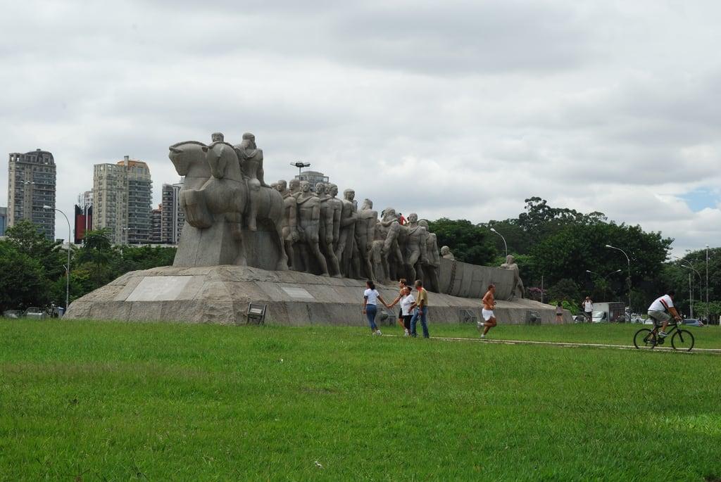 Monumento às Bandeiras 의 이미지. saopaulo