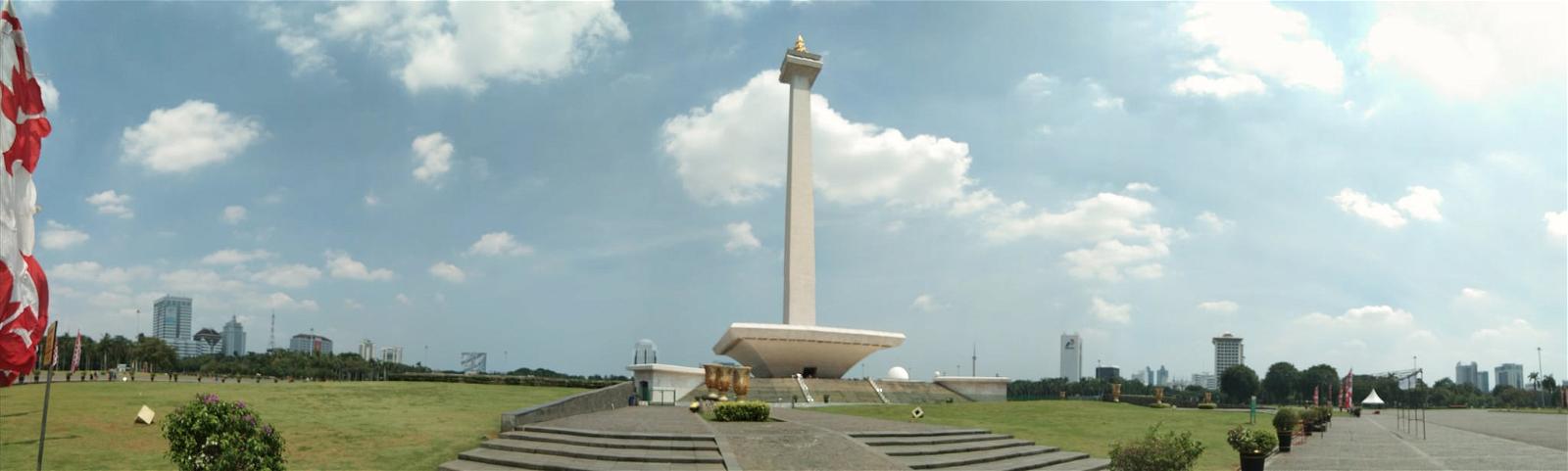 Image of Monumen Nasional. 