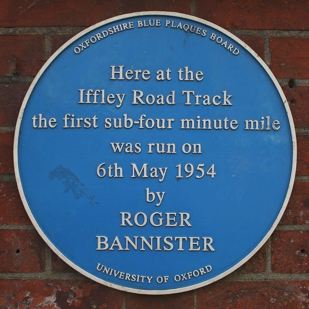 Roger Bannister görüntü. oxford blueplaque openplaques:id=1012