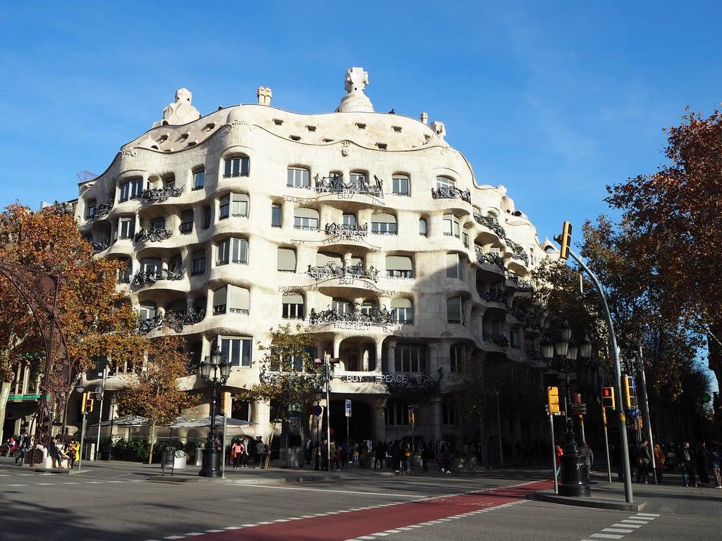 Image of Casa Milà. antonigaudí barcelona casamilà catalunya lapedrera modernisme