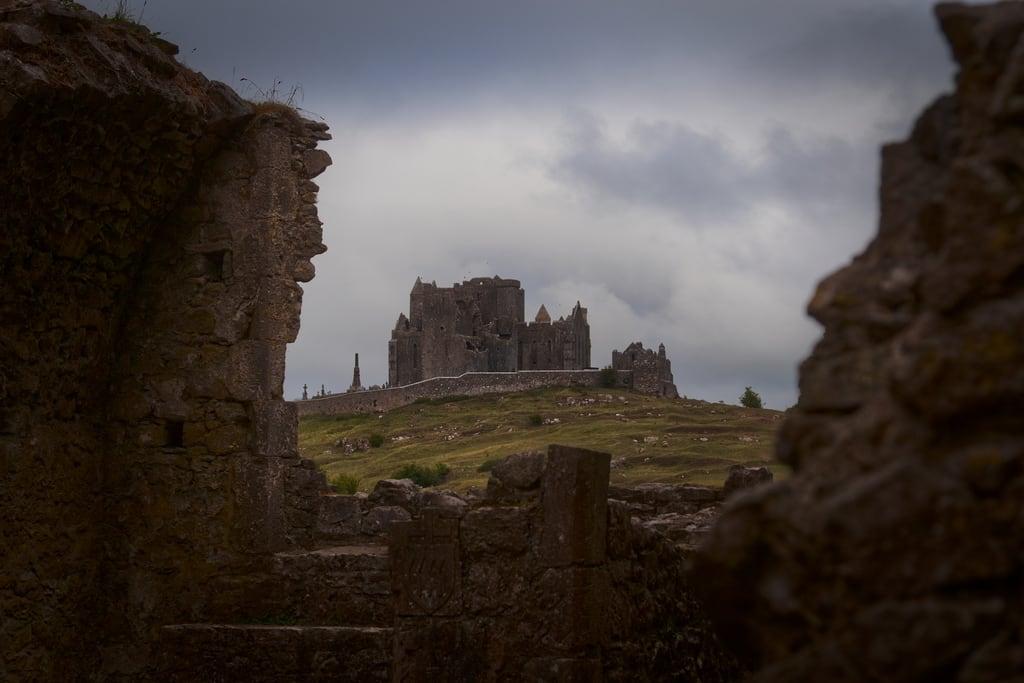 Изображение на Hore Abbey. rockofcashel horeabbey castle castello ireland irlanda canon eos6d 24105mm