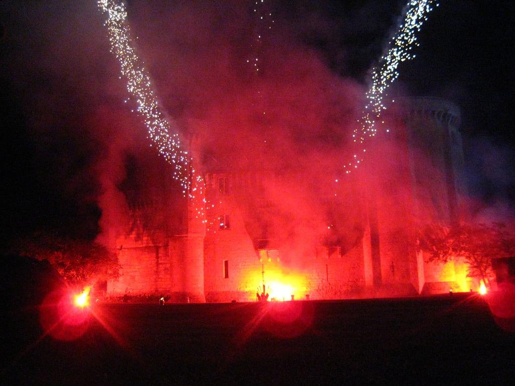 Hình ảnh của Château de Lamarque. sport fun marathon firework medoc