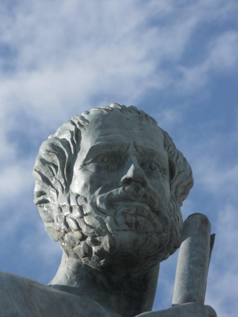 Image of Άγαλμα Αριστοτέλη. statue greece 100views thessaloniki 400views 300views 200views 50views aristotle auth θεσσαλονίκη άγαλμα απθ αριστοτέλησ aristotleuniversityofthessaloniki αριστοτέλειοπανεπιστήμιοθεσσαλονίκησ