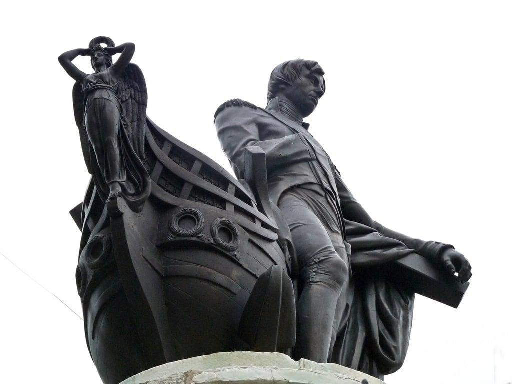 Lord Nelson képe. statue birmingham nelson bullring westmacott
