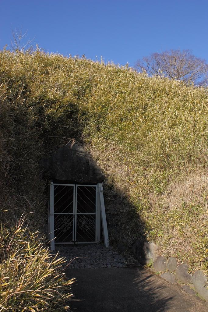 賤機山古墳 की छवि. history japan shizuoka 静岡 古墳