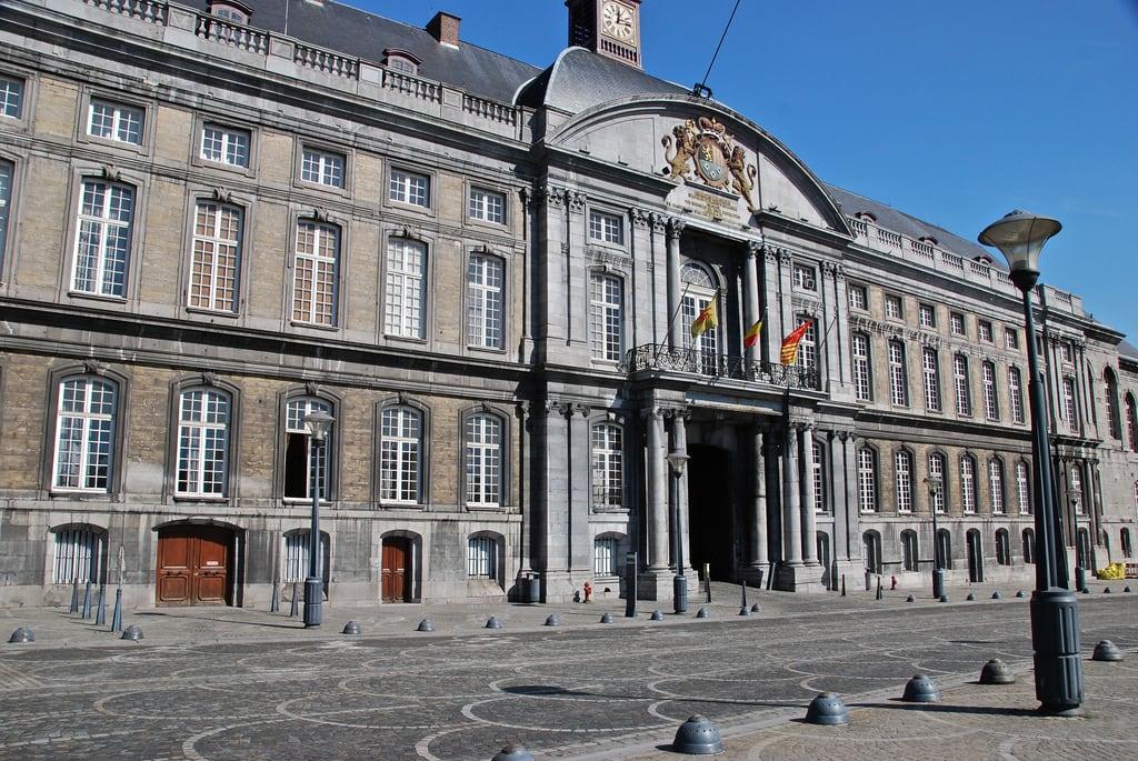 Изображение Ancien Palais des Princes-Évèques. art monument architecture justice liege oldbuilding stlambert