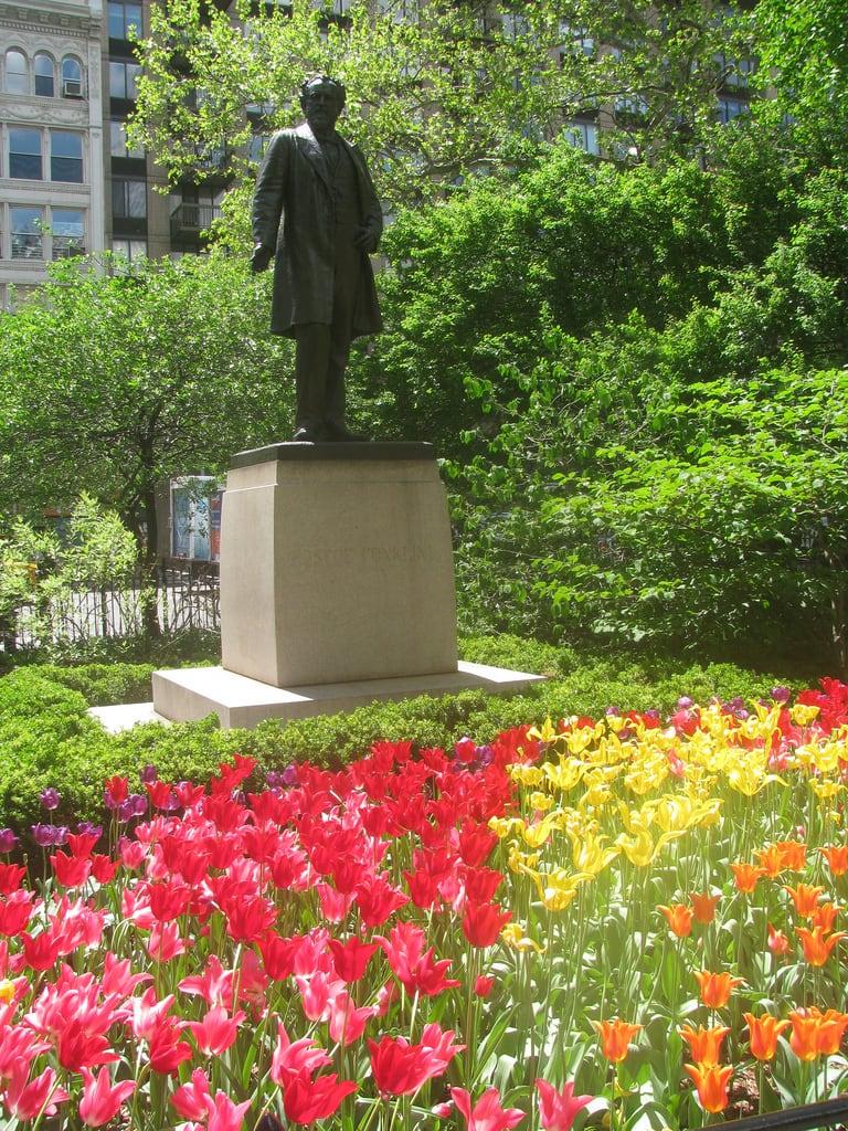 Image of Roscoe Conkling. nyc newyorkcity flowers sculpture ny newyork statue memorial tulips manhattan may midtown politician madisonsquarepark east23rdstreet roscoeconkling