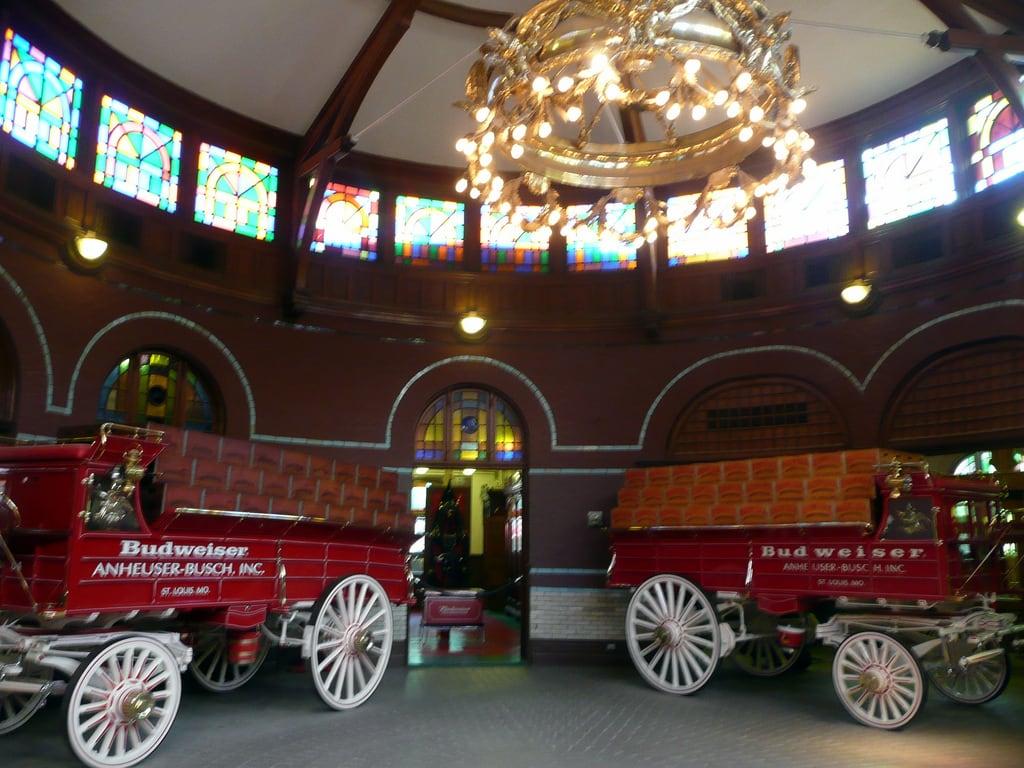 Image of Clydesdale Stable. stlouis brewery