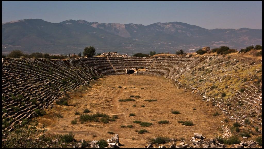 Attēls no Aphrodisias. turkey ancient ruins roman stadium turkiye romano estadio ruinas empire turquia aphrodisias aydin imperio afrodisias geyre