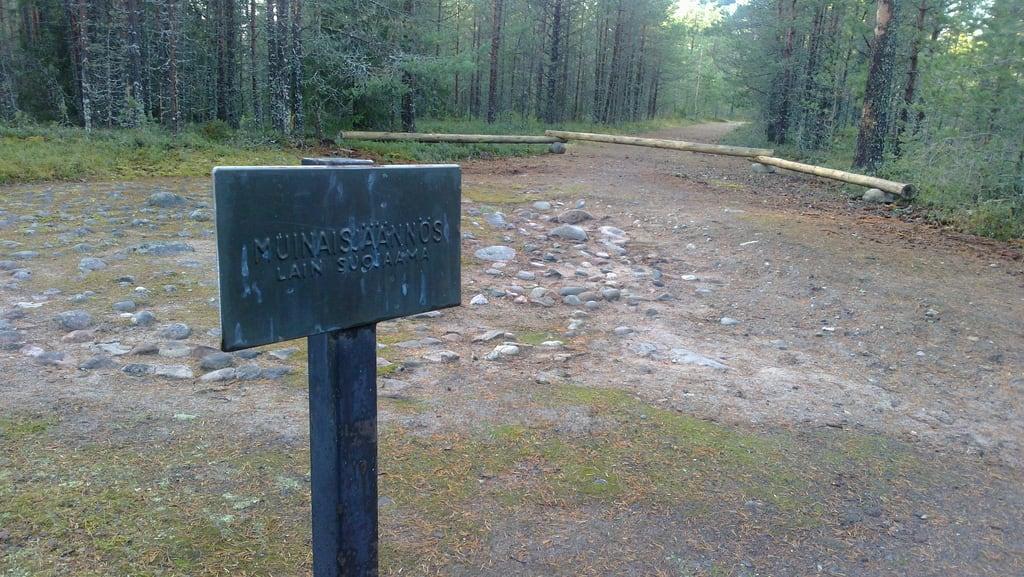 Image of Jatulintarha. suomi haukipudas kyltti sign muisnaisjäänne historic