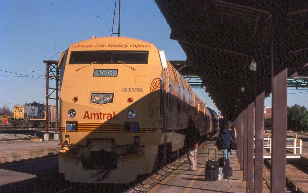 Изображение на Railroad. railroad train florence southcarolina amtrak usps csx