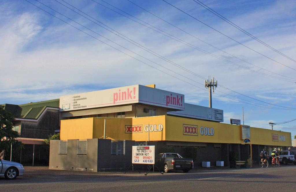 Image of Pinkenba. pink beer hotel pub australia qld queensland pinkenba pinkenbahotel