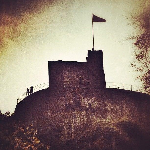 صورة Clitheroe Castle. square squareformat rise iphoneography instagramapp uploaded:by=instagram foursquare:venue=4b6eb819f964a520c6c72ce3
