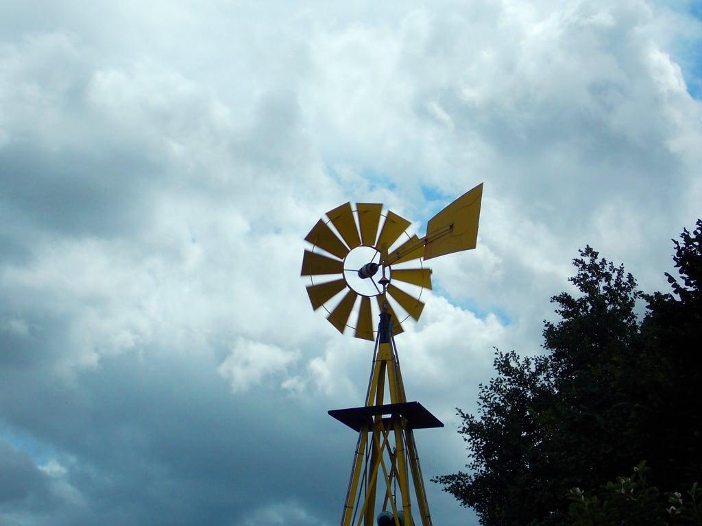 Billede af Mühle. dresden mühle day wind cloudy wolken windrad sturm windmühle bewölkt stürmig starkbewölkt