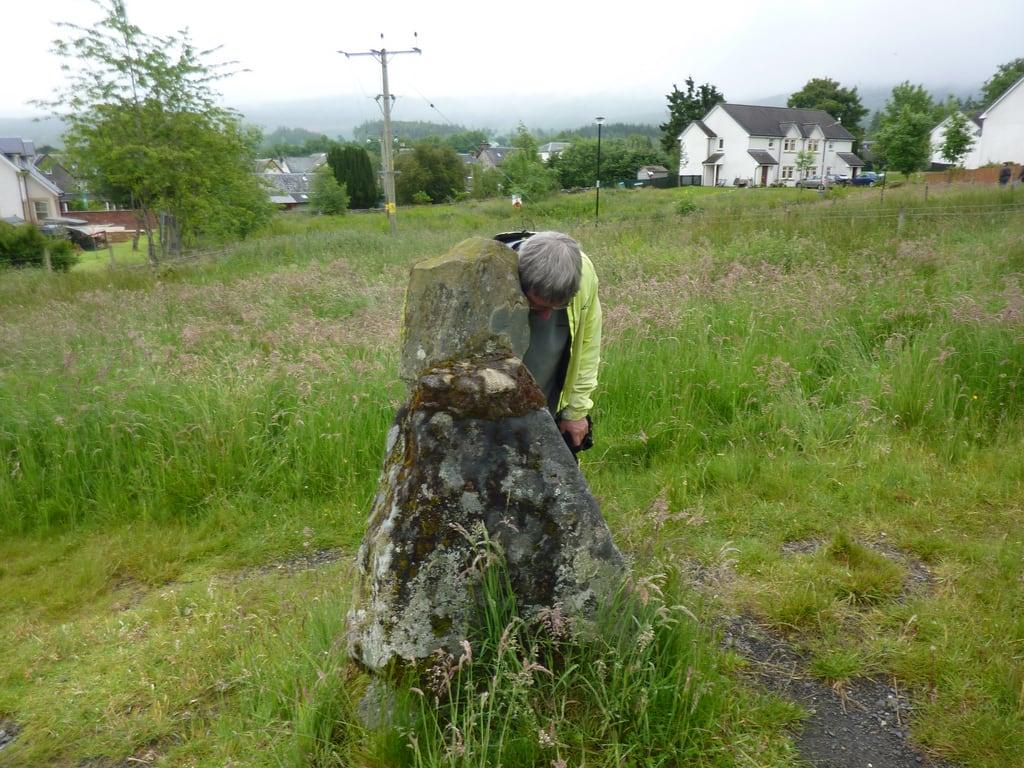 Hình ảnh của Fingal's Stone. holiday scotland stirling killin scotland2012day2 fingalsstone