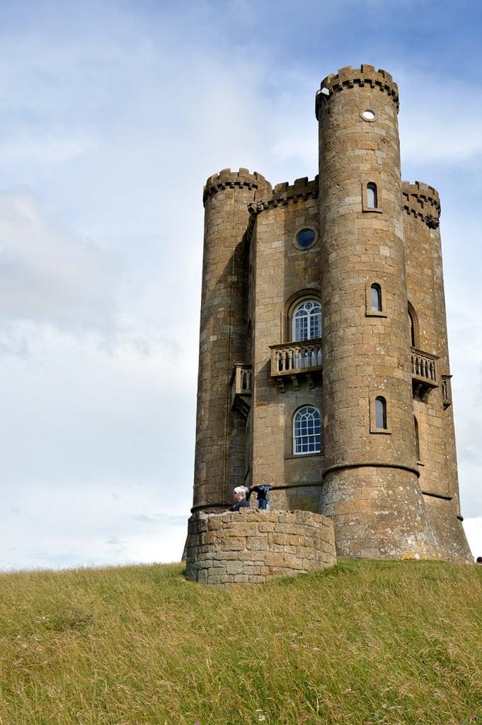Изображение на Broadway Tower. nikon d3200 england uk summer cotswolds broadway broadwaytower gloucestershire english britain british greatbritain gb united kingdom tower folly view high viewpoint great worcestershire twop yabbadabbadoo outdoor architecture
