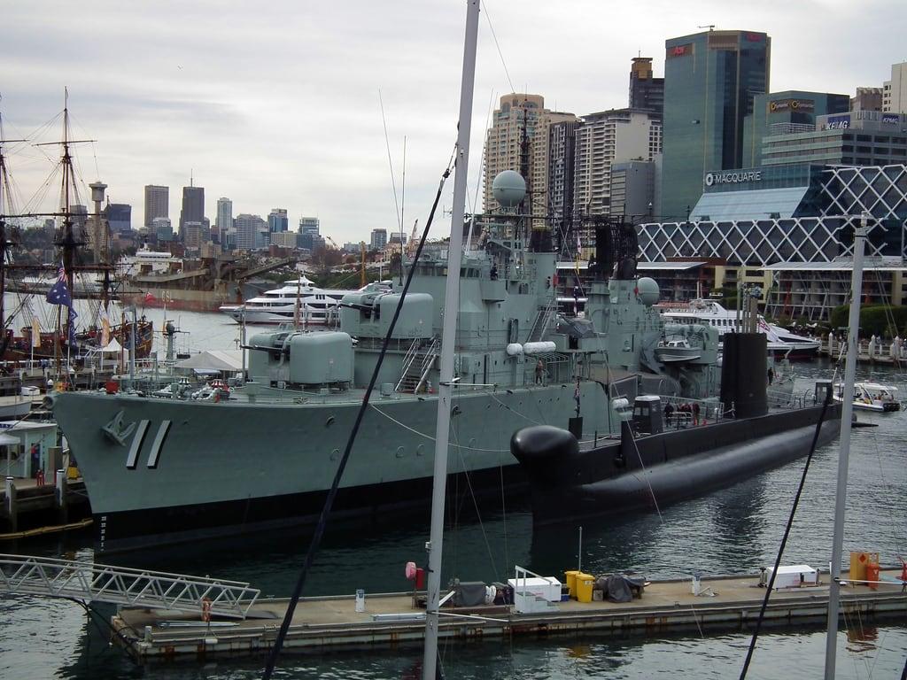 HMAS Onslow görüntü. new museum wales harbour vampire south class submarine destroyer national maritime nsw darling oberon daring onslow hmas