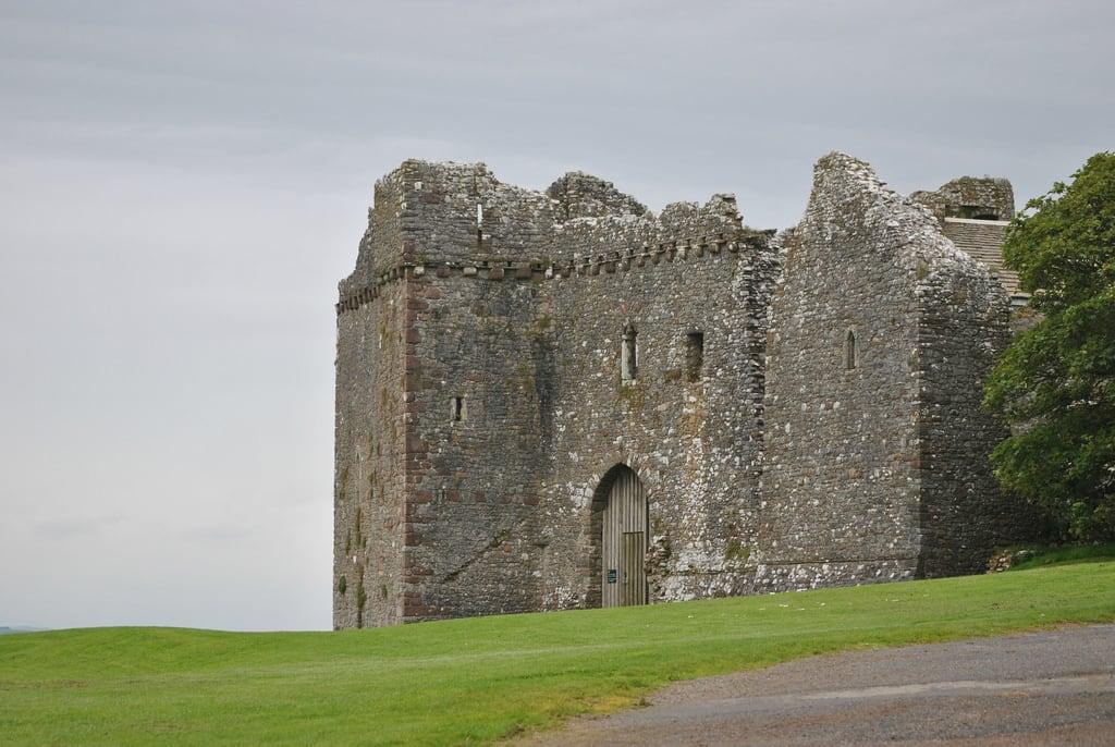 Bild von Weobley Castle. castle wales woebley llanrhidian