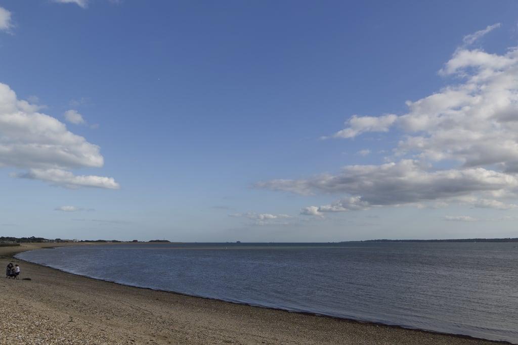 Image de Stokes Bay Plage d’une longueur de 1767 mètres. ocean sea beach water canon bay lee solent portsmouth stokes gosport leeonthesolent stokesbay 550d canon550d