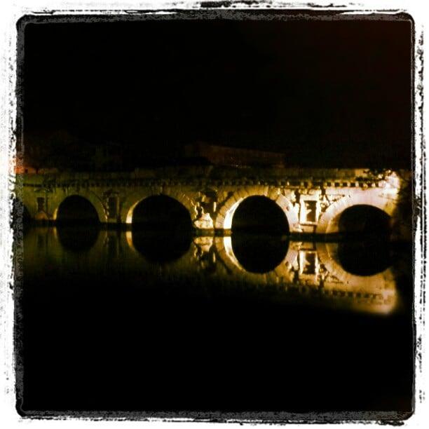 صورة Ponte di Tiberio. square squareformat lordkelvin iphoneography instagramapp uploaded:by=instagram