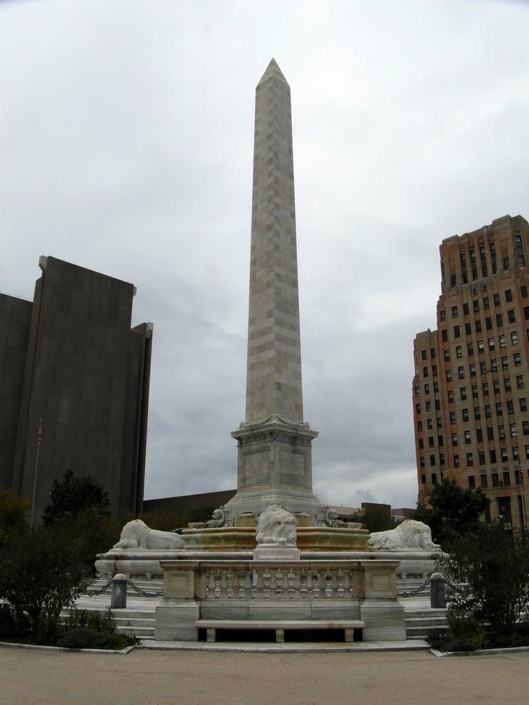 Image of McKinley Monument. buffalo