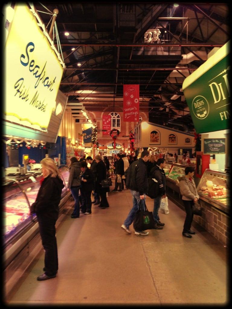 St. Lawrence Market South の画像. uploaded:by=flickrmobile flickriosapp:filter=salamander salamanderfilter stlawrencemarketsouthbuilding