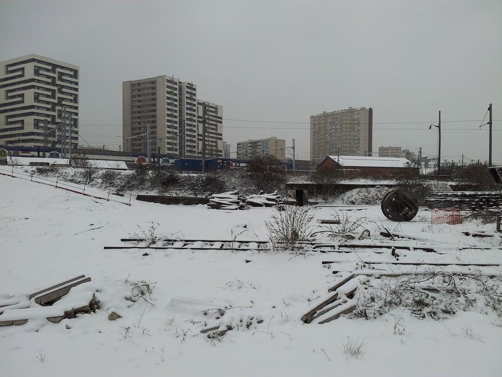 Image of Ligne de Petite Ceinture. snow paris hiver tram neige rosaparks petiteceinture t3b