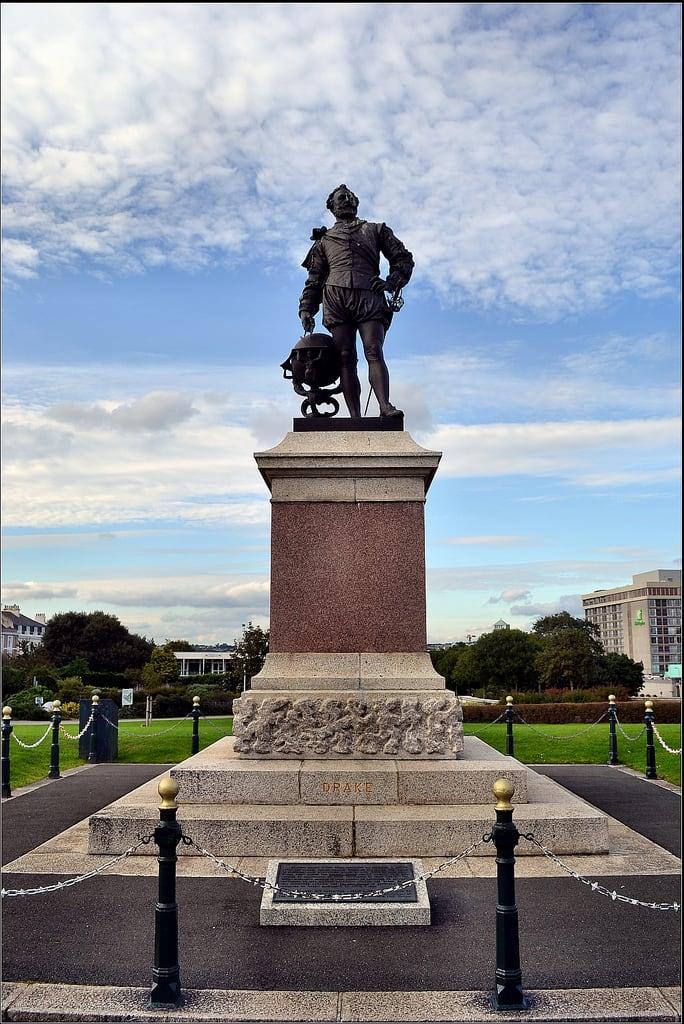 Bild von Drake Monument. uk england statue plymouth devon gb plymouthhoe sirfrancisdrake thewestcountry afsdxnikkor1855mmf3556gvr iamnikon d3100 nikond3100