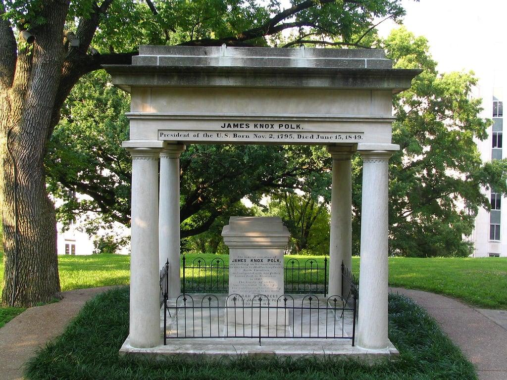 Image of James Knox Polk's tomb. grave gravesite president history nashville tennessee state capitol topv111 jameskpolk bmok tennesseegovernorburialsite