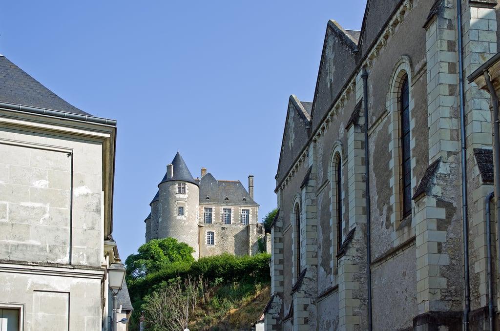 Image of Château de Luynes. france castle castelo castello château kale 城 castillo burg kasteel zamek 城堡 замок indreetloire κάστρο قلعة luynes maillé malliacum