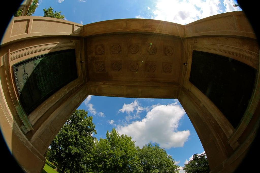 Memorial Arch görüntü. 