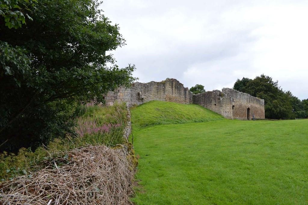 תמונה של Aydon Castle. castle rural historic northumberland englishheritage aydon aydoncastle