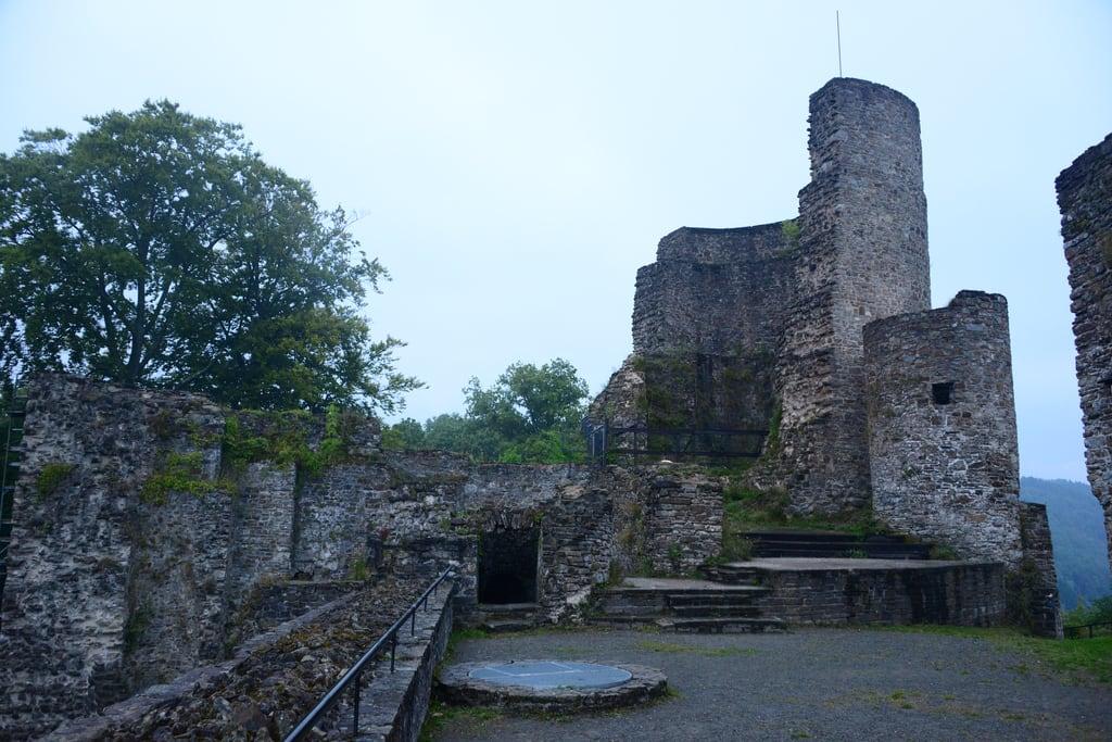 Obrázek Burgruine Windeck. ruine burg festung altes burgruine windeck gemäuer rheinsiegkreis